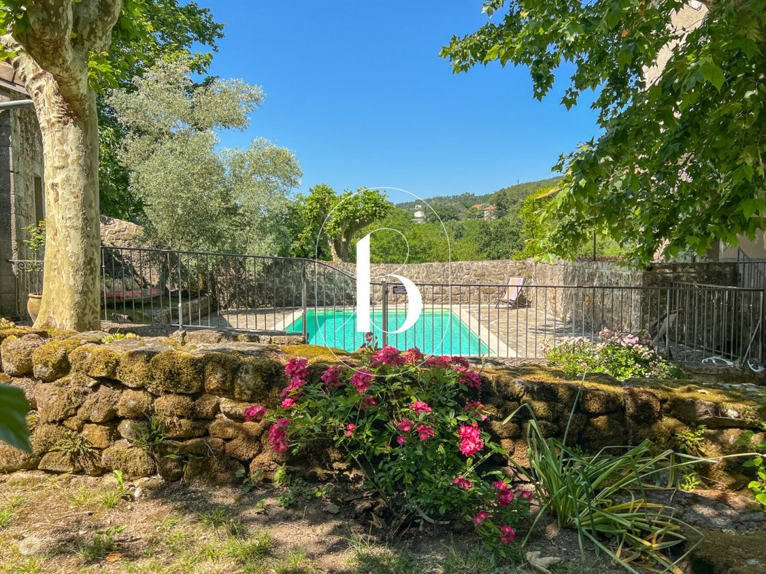 House in Vinezac, Auvergne-Rhône-Alpes, France 2 - 18096032
