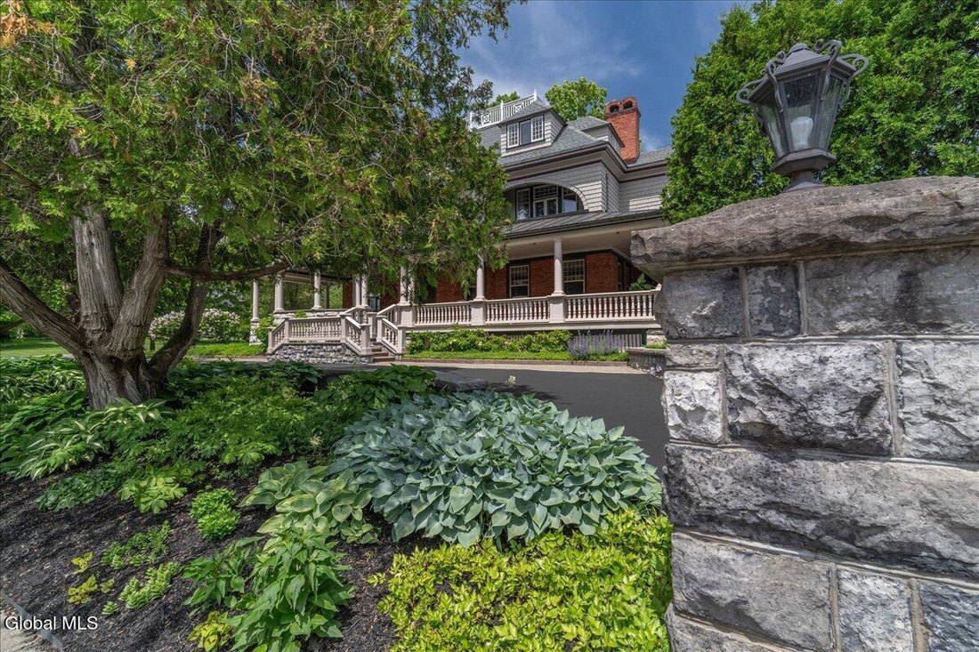 House in Saratoga Springs, New York, United States 5 - 18104702