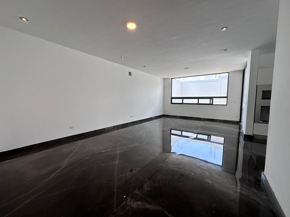 House in Monterrey, Nuevo Leon, Mexico 5 - 18096632