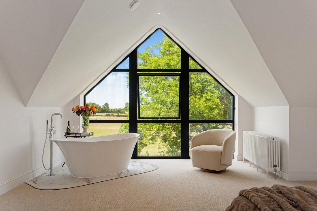 House in Sherfield on Loddon, England 3 - 18098693