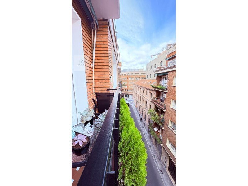 Apartment in Chamberi, Madrid, Spain 2 - 18098242