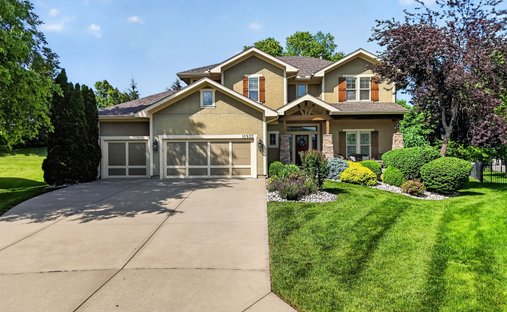 House in Overland Park, Kansas, United States 1
