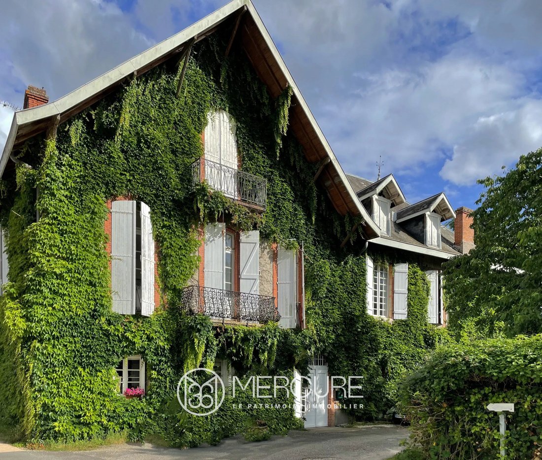 Estate in Sud, Caussade, France 1 - 15452717