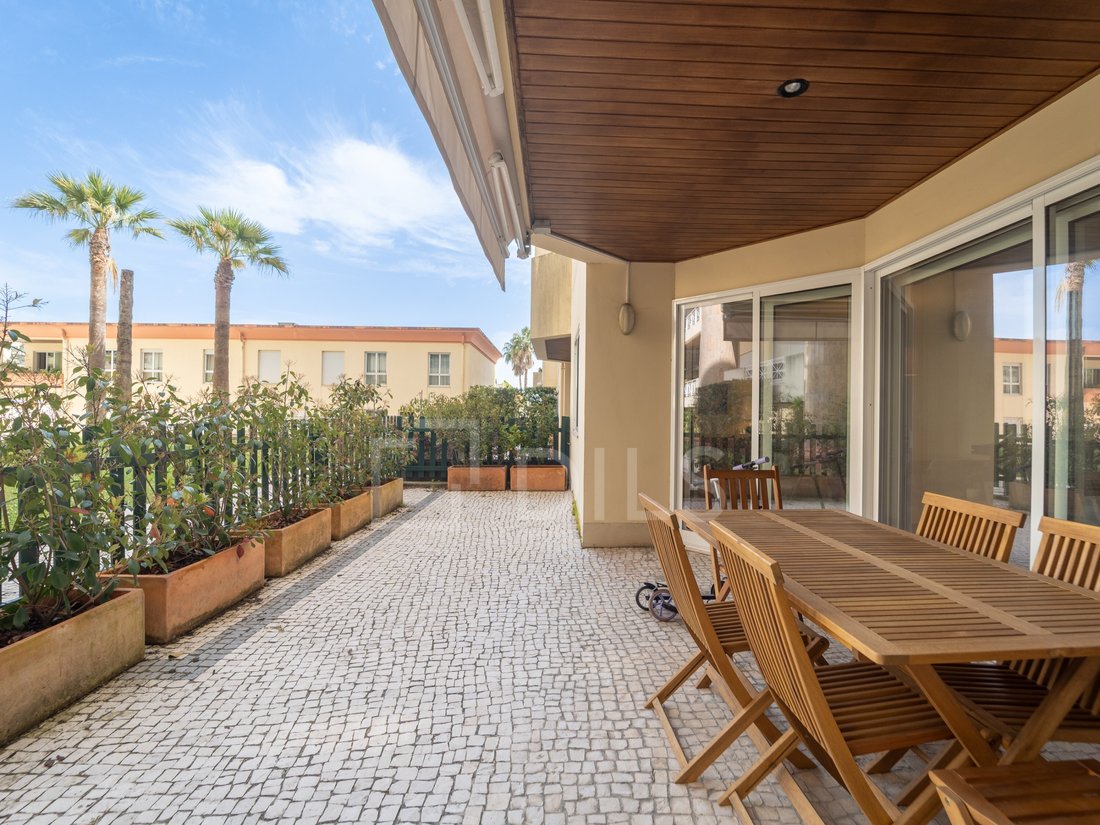 Apartment in Aldoar, Foz do Douro e Nevogilde, Porto District, Portugal 1 - 18093625