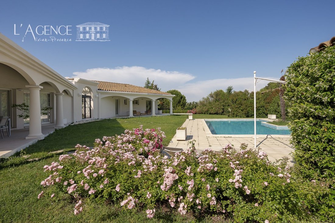 House in Le Tholonet, Provence-Alpes-Côte d'Azur, France 1 - 18097638