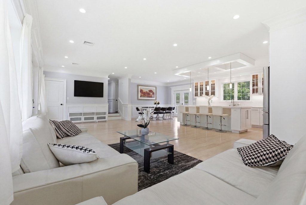 House in Milton, Massachusetts, United States 5 - 18097906