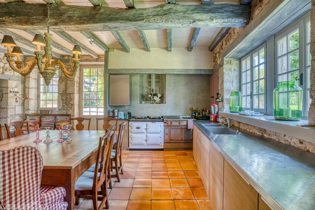 House in Saint-Antoine-de-Breuilh, Nouvelle-Aquitaine, France 4 - 17933482