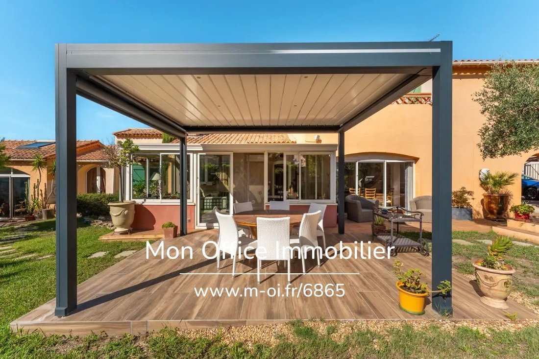 Villa in Le Village-L'Esperon, Sausset-les-Pins, France 1 - 18091268