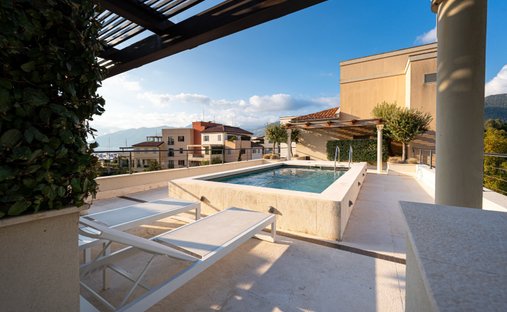 Appartamento a Teodo, Tivat Municipality, Montenegro 1