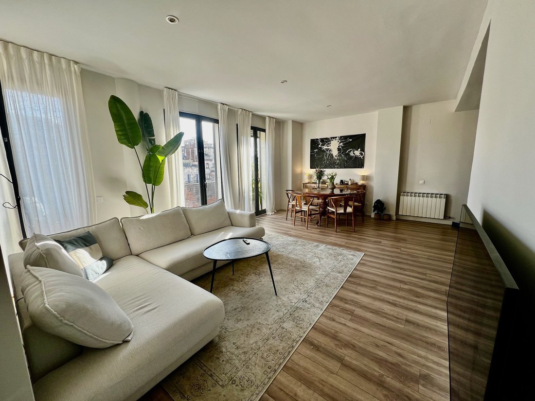 Apartment in Eixample, Barcelona, Spain 5 - 18096412