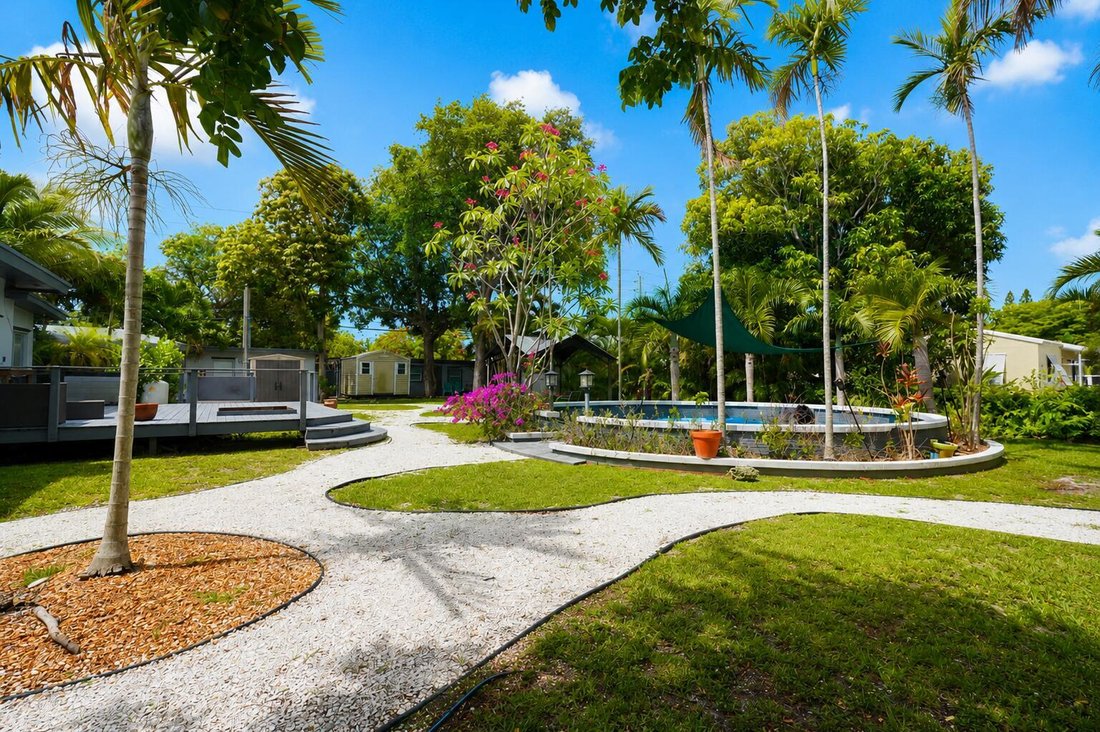 Dania Beach, Florida, United States 4 - 18106299