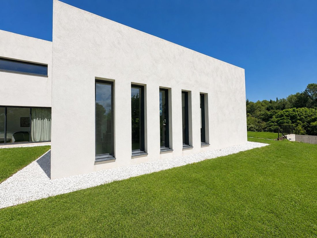 House in Saint-Marc-Jaumegarde, Provence-Alpes-Côte d'Azur, France 3 - 18093836