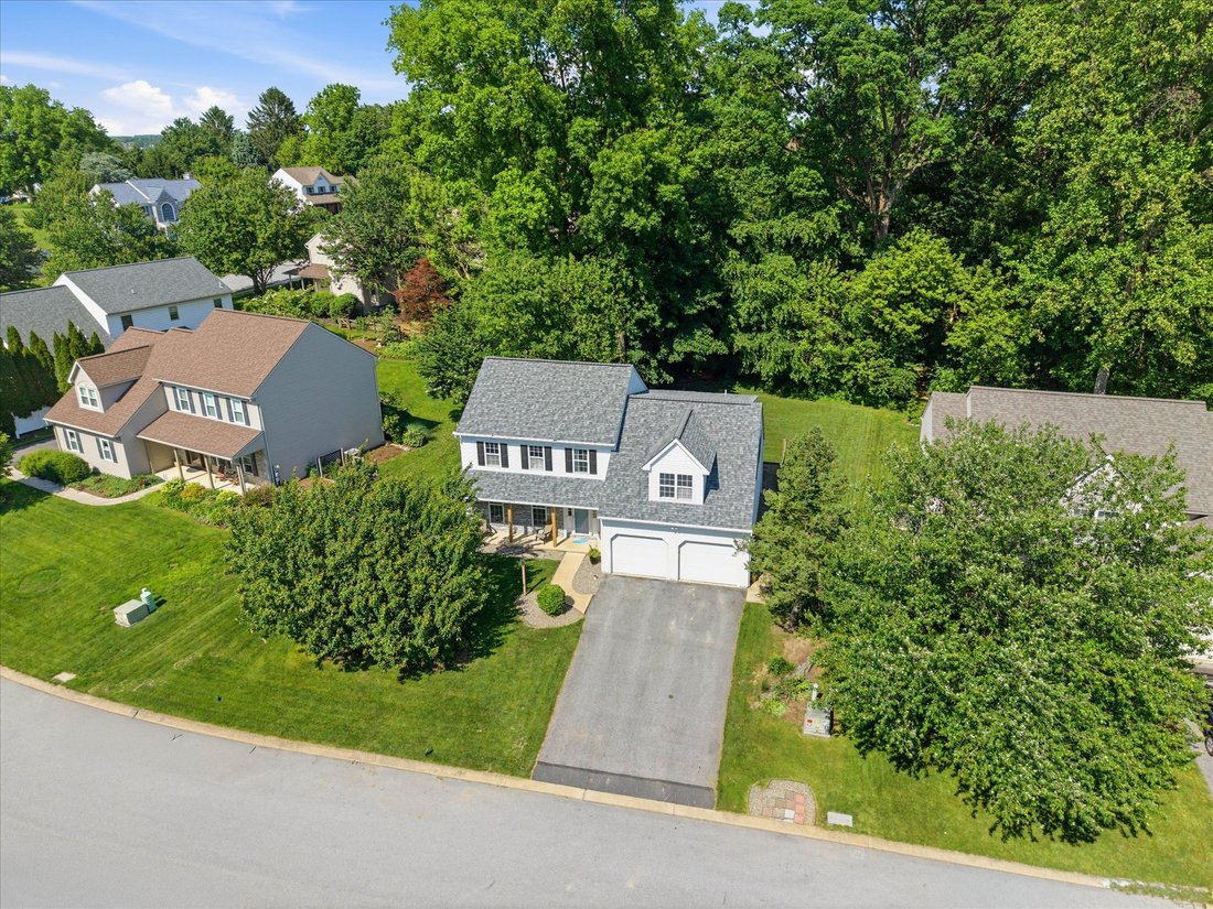 House in Lancaster, Pennsylvania, United States 4 - 18093312