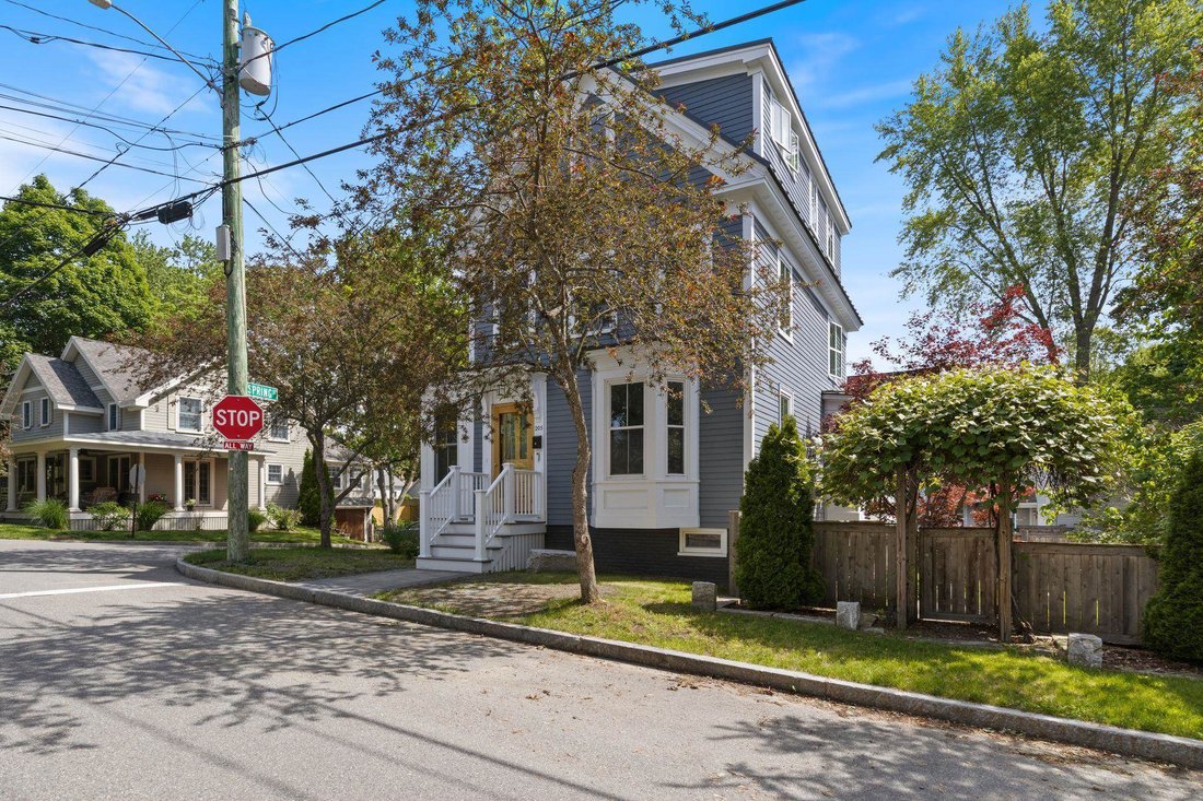 House in Portsmouth, New Hampshire, United States 3 - 18104004