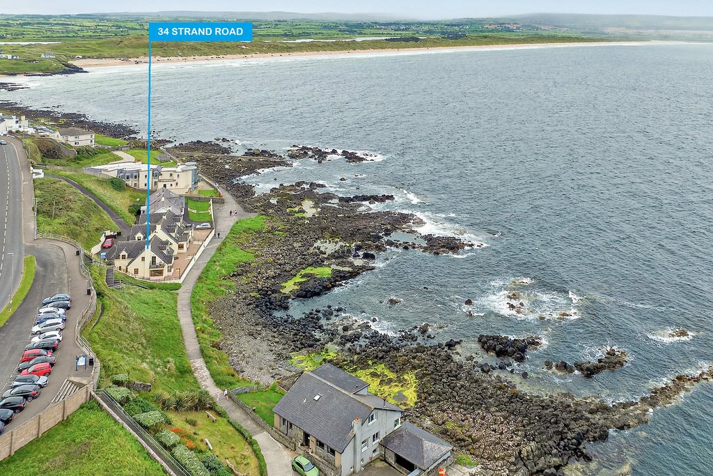 House in Portstewart, Causeway Coast and Glens District, Northern Ireland 3 - 18096597