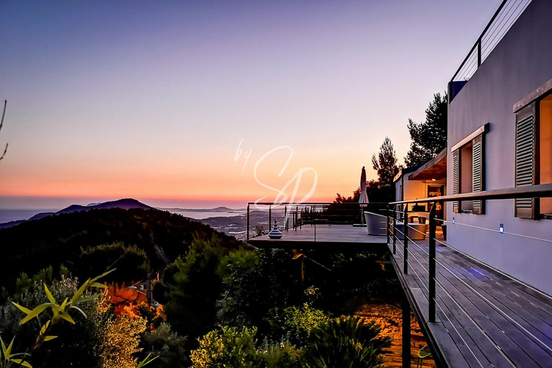 House in Carqueiranne, Provence-Alpes-Côte d'Azur, France 2 - 18106427