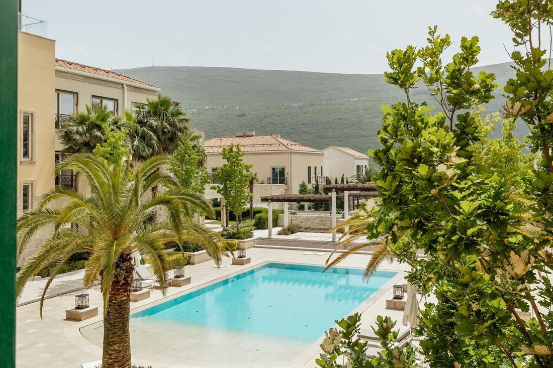 Apartment in Kumbor, Herceg Novi Municipality, Montenegro 3 - 16990042