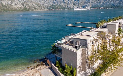 Villa in Donji Stoliv, Kotor Municipality, Montenegro 1