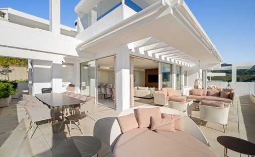 Apartment in Ojen, Andalusia, Spain 1