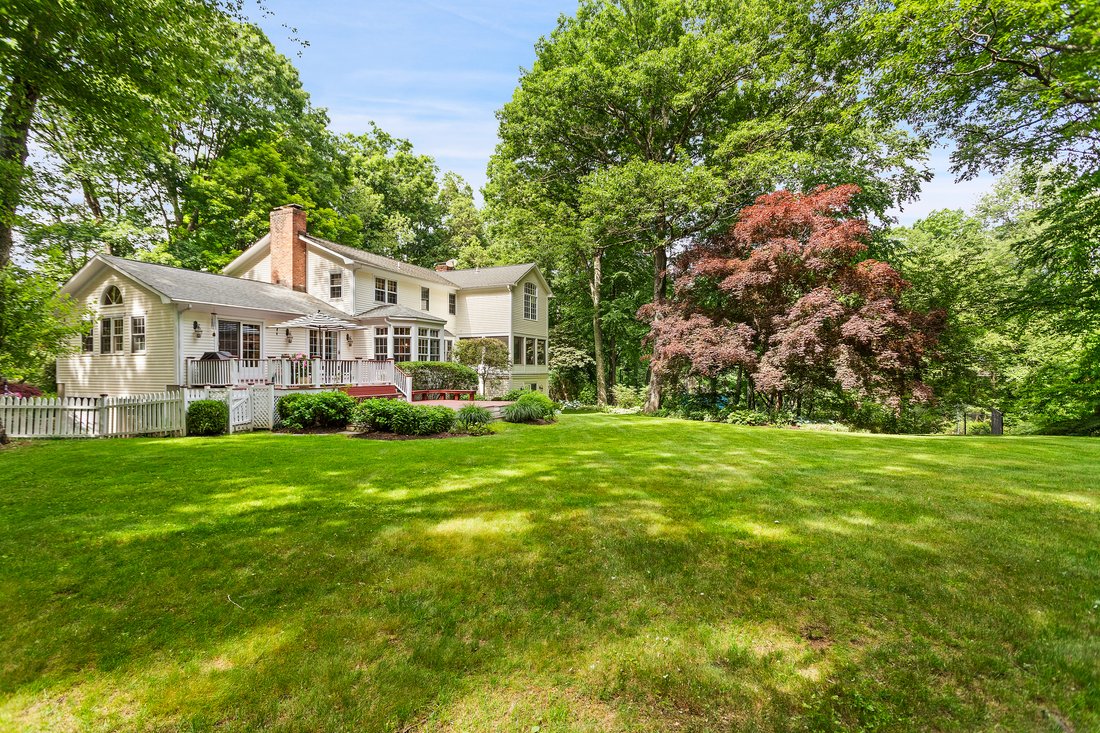 House in Weston, Connecticut, United States 2 - 18105143