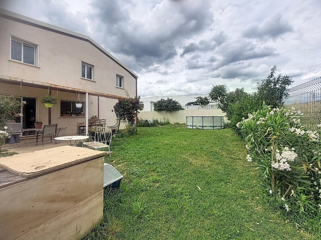 House in Villeneuve, Provence-Alpes-Côte d'Azur, France 1 - 18100268