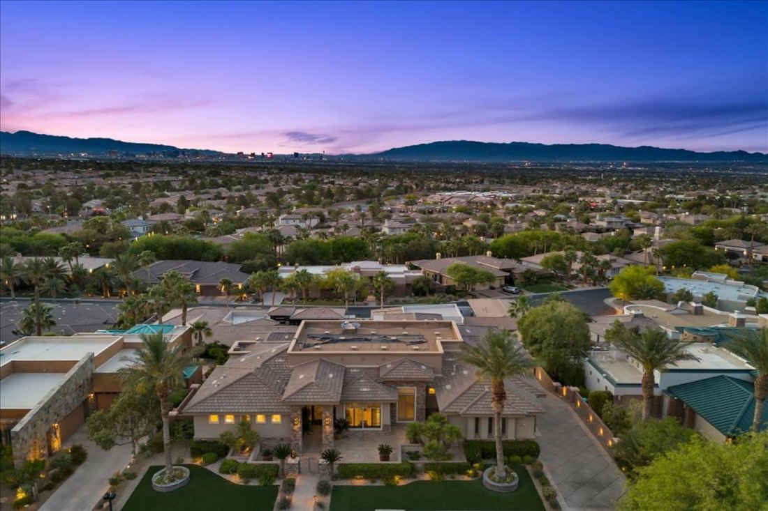 House in Henderson, Nevada, United States 1 - 18099054