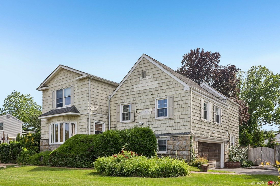 House in Hewlett, New York, United States 2 - 18104051