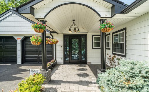 House in Huntington Station, New York, United States 1