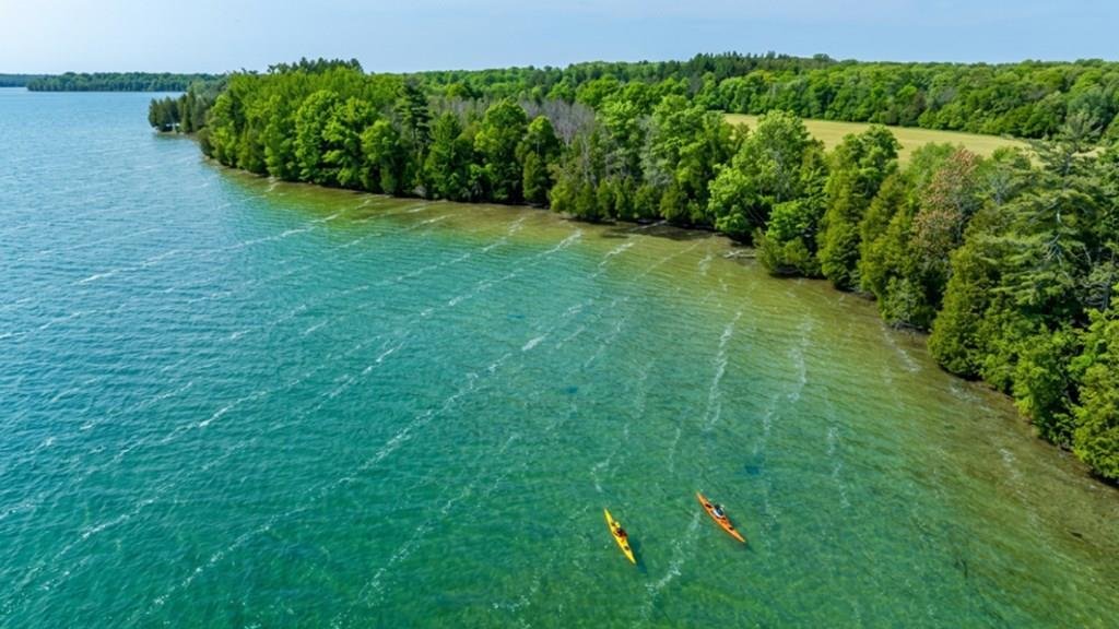 Land in Baileys Harbor, Wisconsin, United States 1 - 18097384