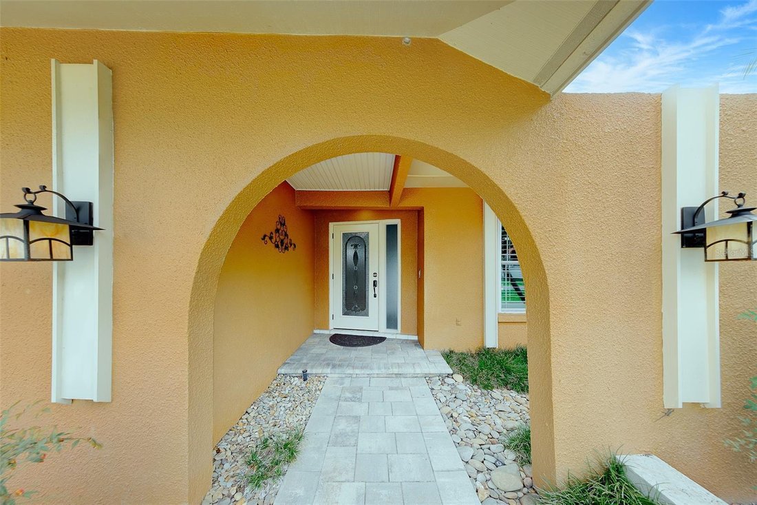House in Tampa, Florida, United States 4 - 18098146