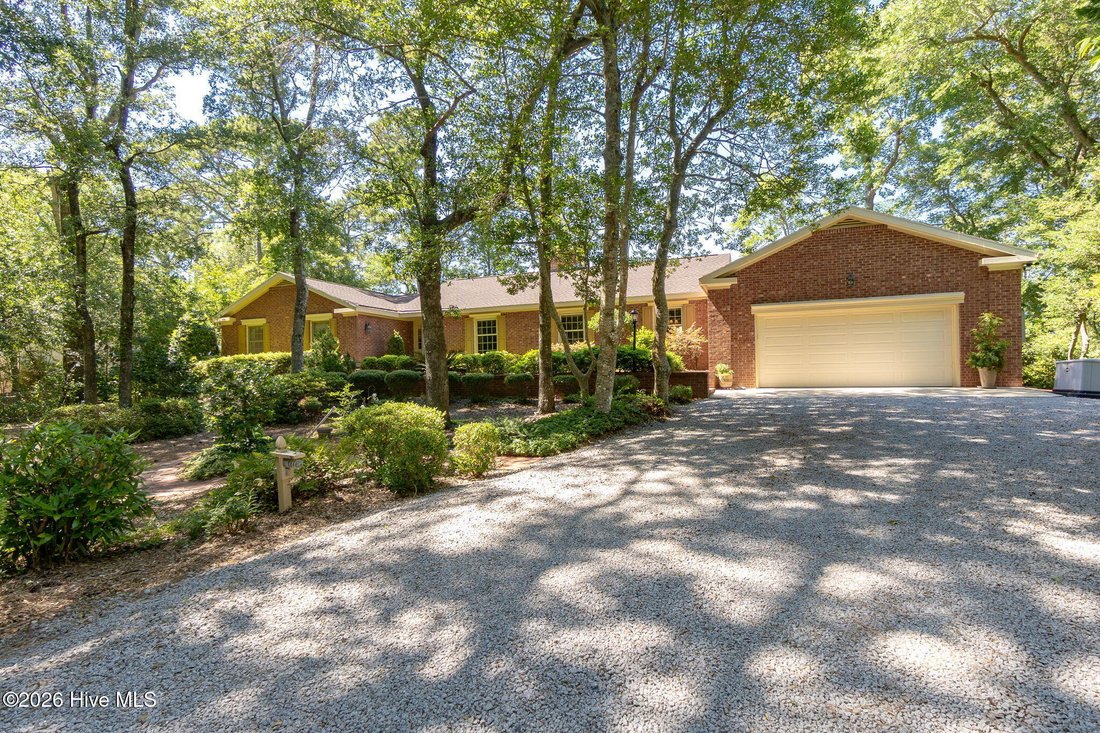House in Pine Knoll Shores, North Carolina, United States 2 - 18095416