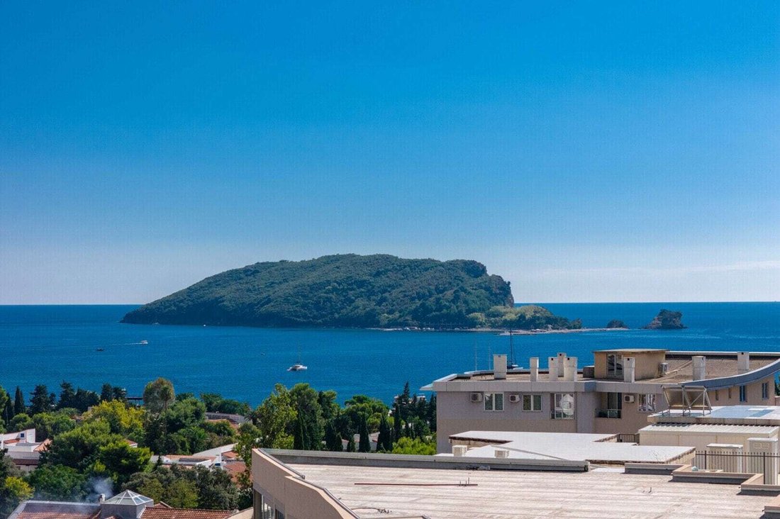 Apartment in Budva, Budva Municipality, Montenegro 2 - 16504074