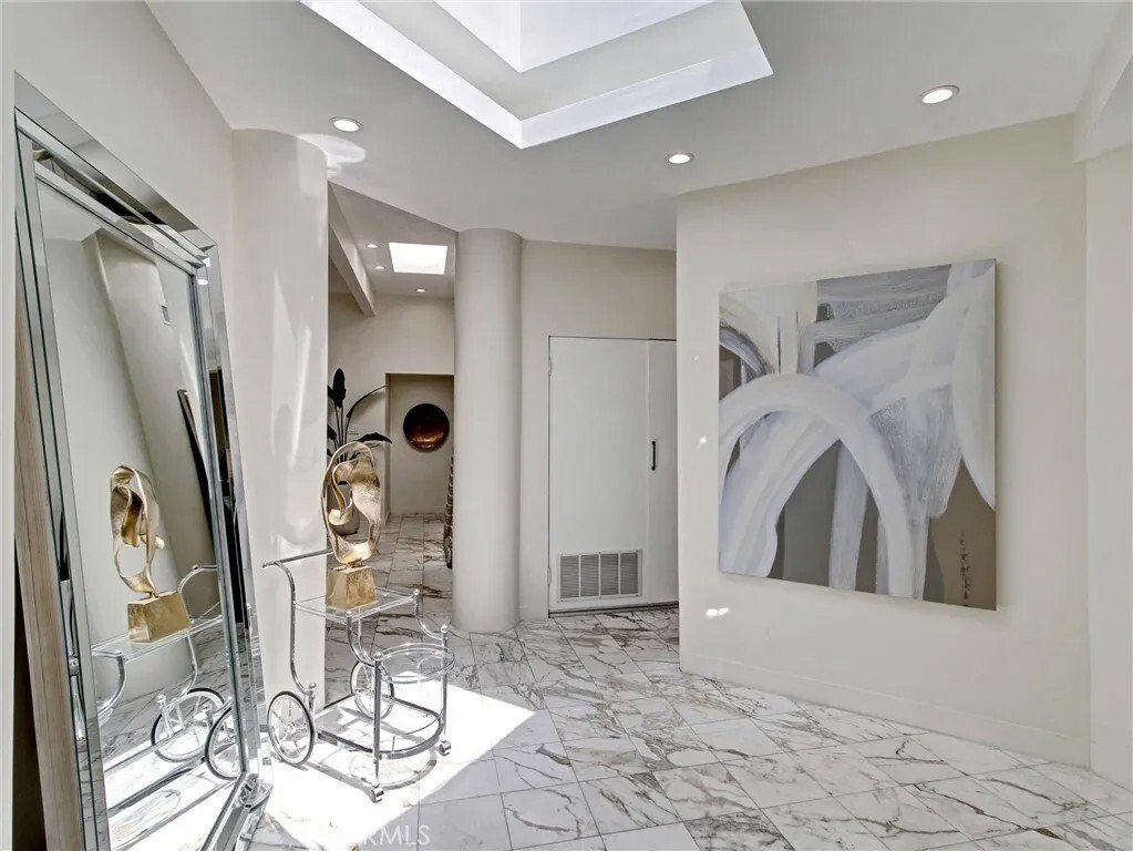 House in Los Angeles, California, United States 5 - 17869416