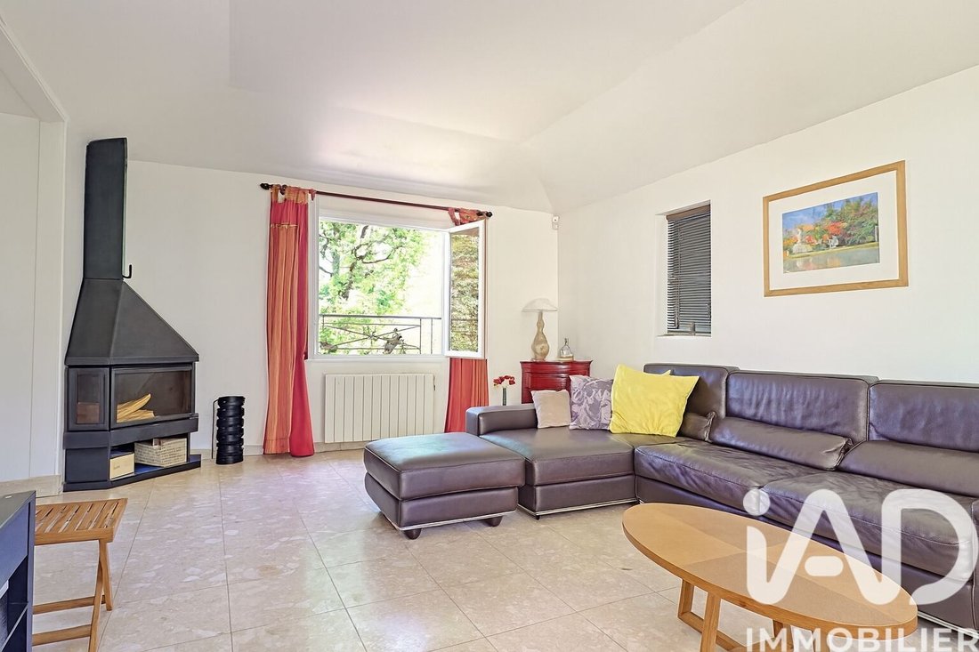 House in Jonchere-Malmaison-Saint Cucufa, Rueil-Malmaison, France 5 - 18097240