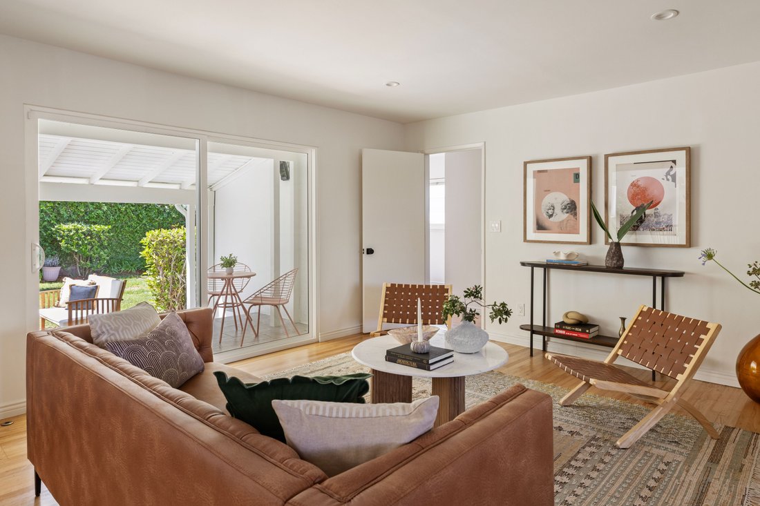 House in Los Angeles, California, United States 4 - 18094629