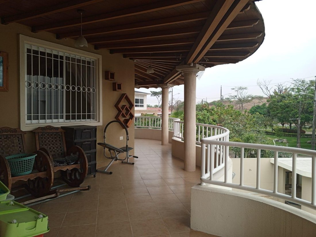 House in El Condado, Guayas, Ecuador 5 - 18093100