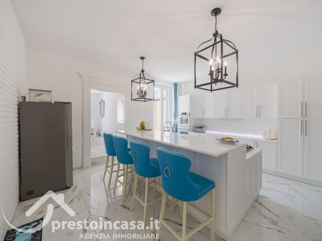 Lungomare, Viareggio, Tuscany 5 - 18095994