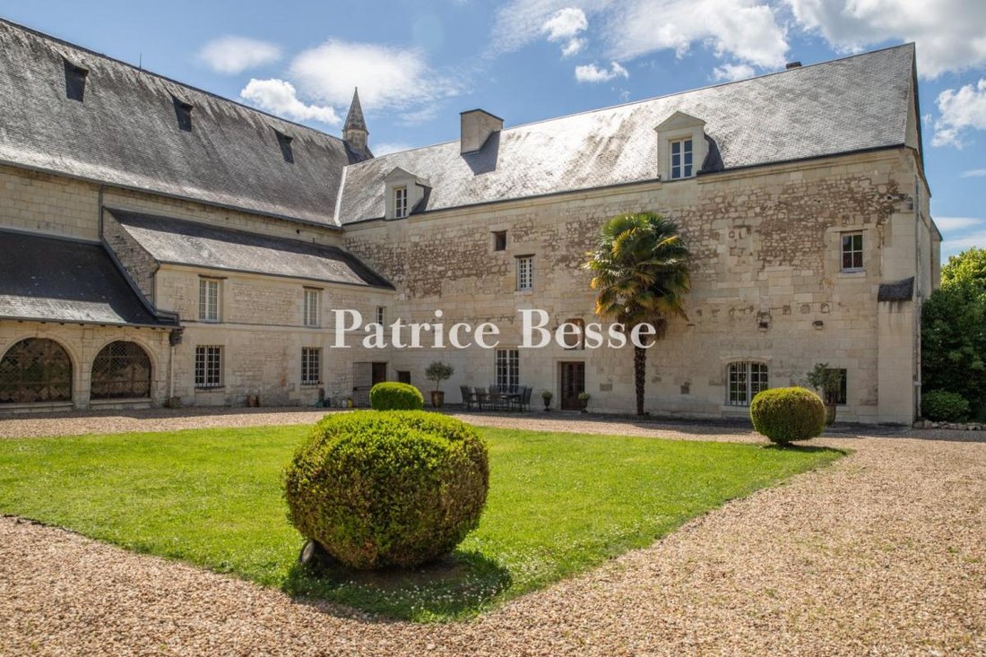 House in Chinon, Centre-Val de Loire, France 2 - 18094968