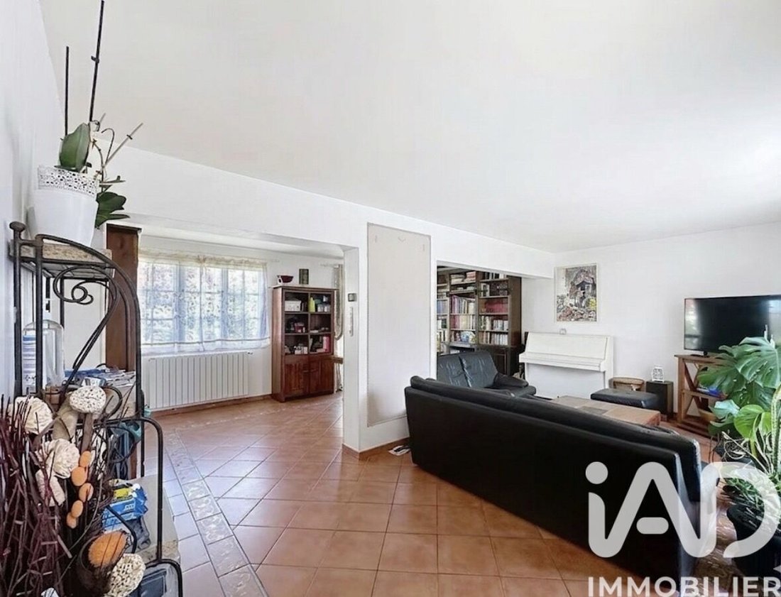 House in Le Val-Notre Dame, Sartrouville, France 2 - 18097066