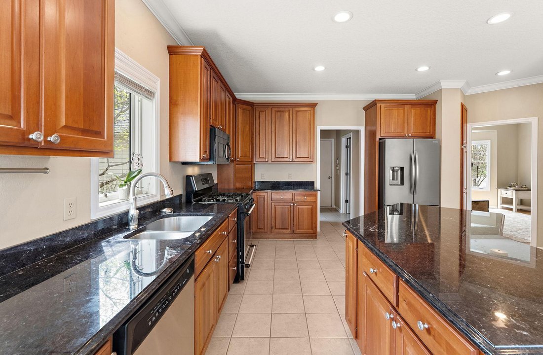 House in Eden Prairie, Minnesota, United States 4 - 18107137
