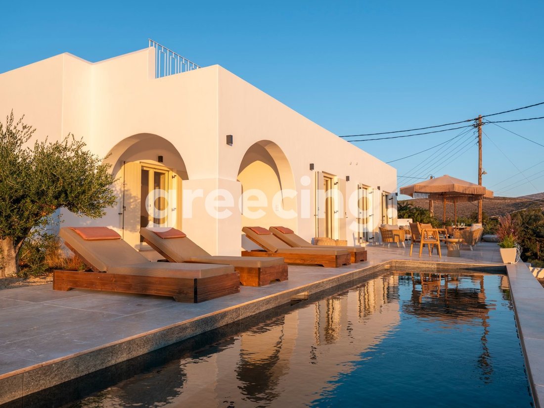 Villa in Paros, Aegean, Greece 3 - 18092092