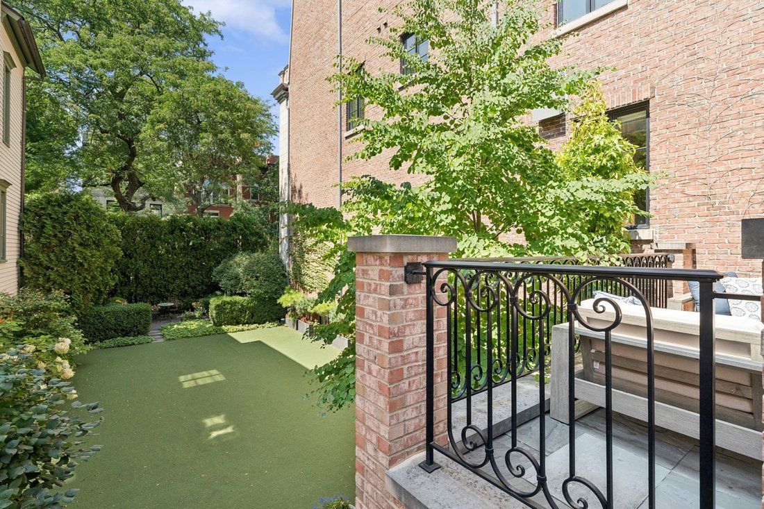 House in Chicago, Illinois, United States 4 - 16971674