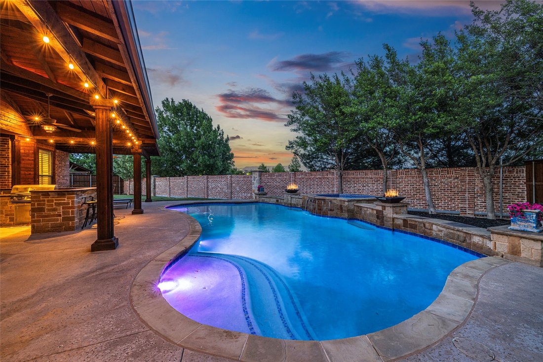 House in Frisco, Texas, United States 2 - 18098592
