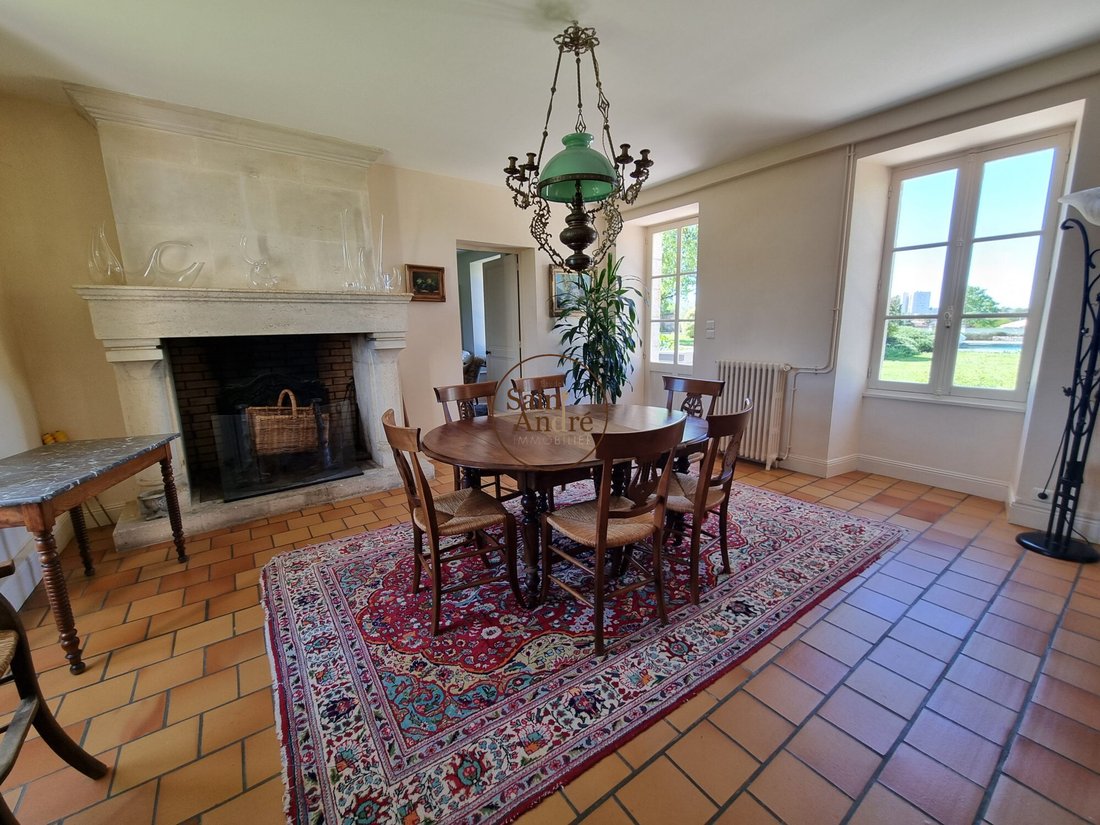 House in L'Isle-d'Espagnac, Nouvelle-Aquitaine, France 4 - 17868671