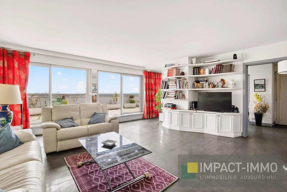 Apartment in Hôtel de Ville, Courbevoie, France 3 - 18093772