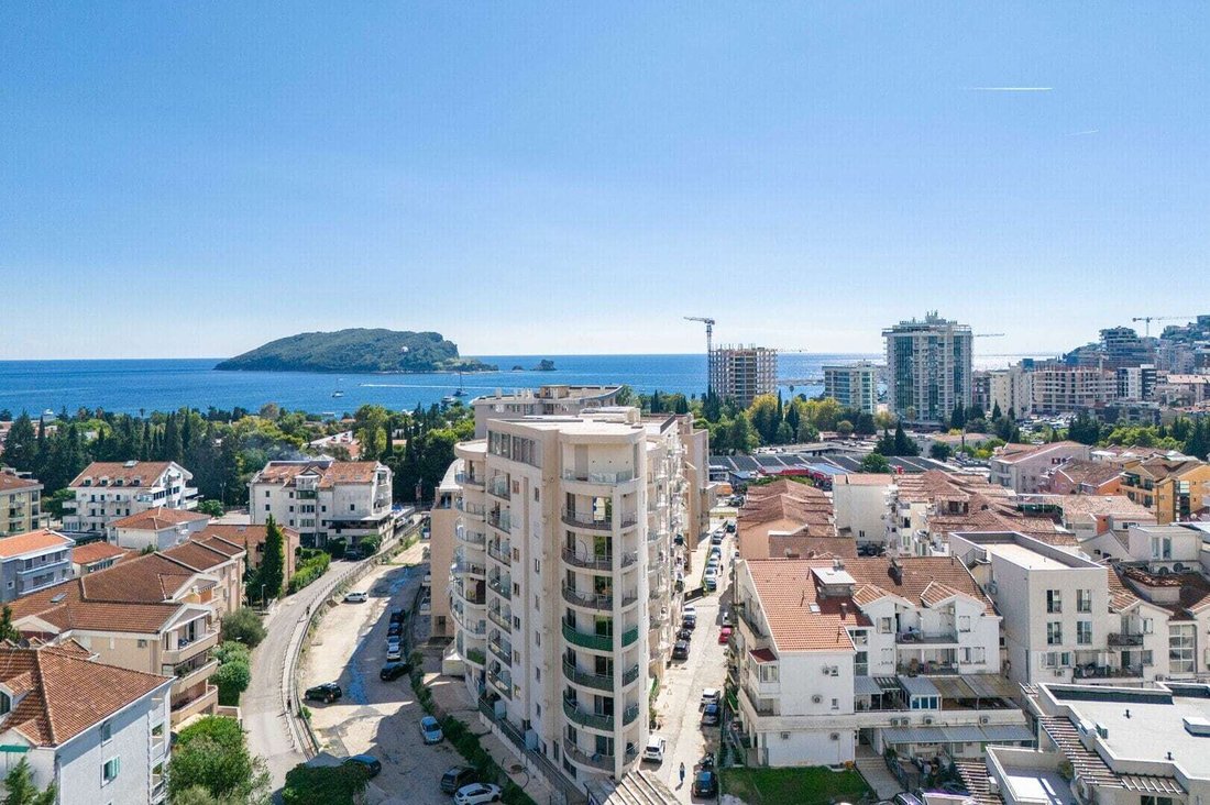 Apartment in Budva, Budva Municipality, Montenegro 3 - 16504074