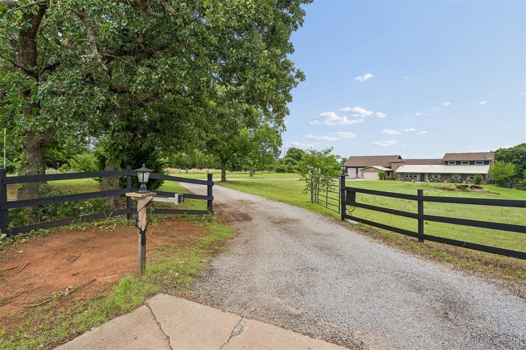 House in Arcadia, Oklahoma, United States 3 - 18095813
