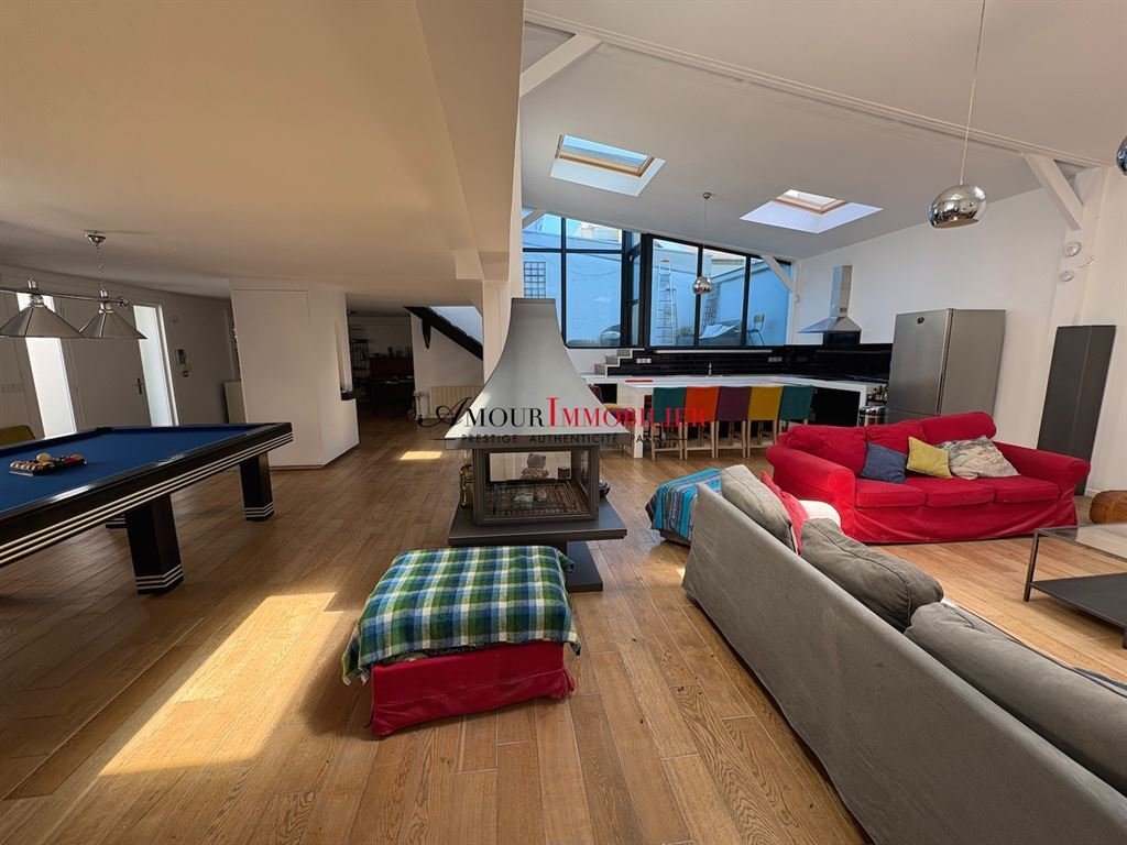 Apartment in Puteaux, Ile-de-France, France 2 - 18102826