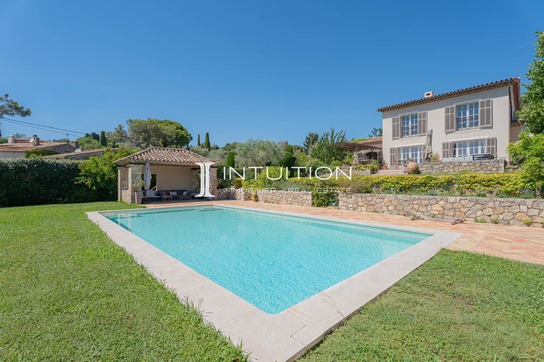 Villa in Mougins, Provence-Alpes-Côte d'Azur, France 3 - 18093384