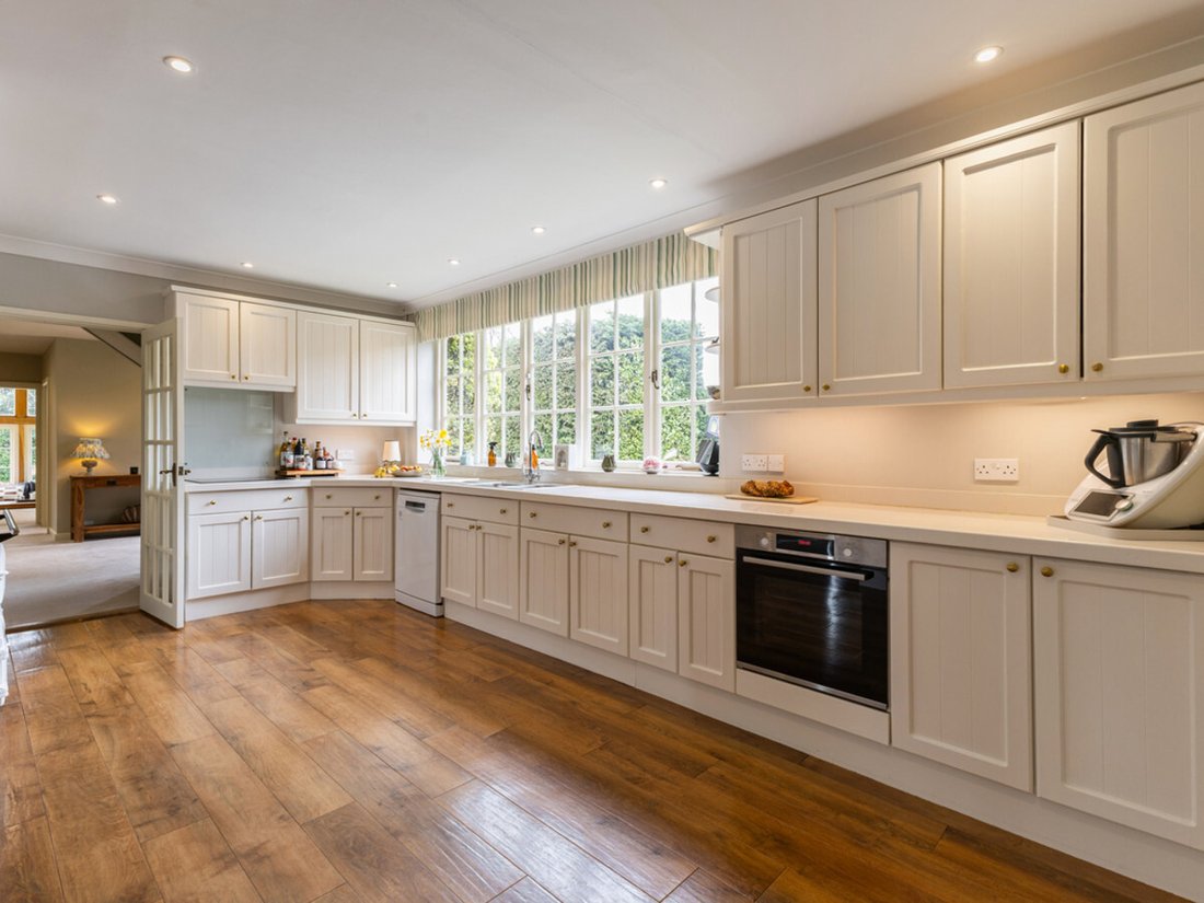 House in Highclere, England 4 - 18096603